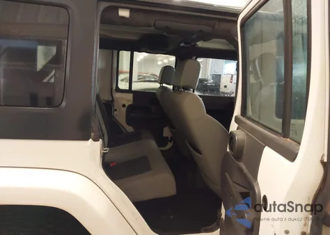 2010 Jeep Wrangler Unlimited Sahara from USA, damaged, VIN 1J4BA5H11AL215817